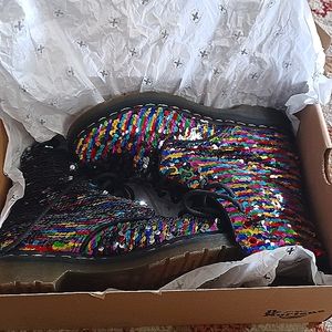 Dr. Martin's Airwaves Bouncing Souls